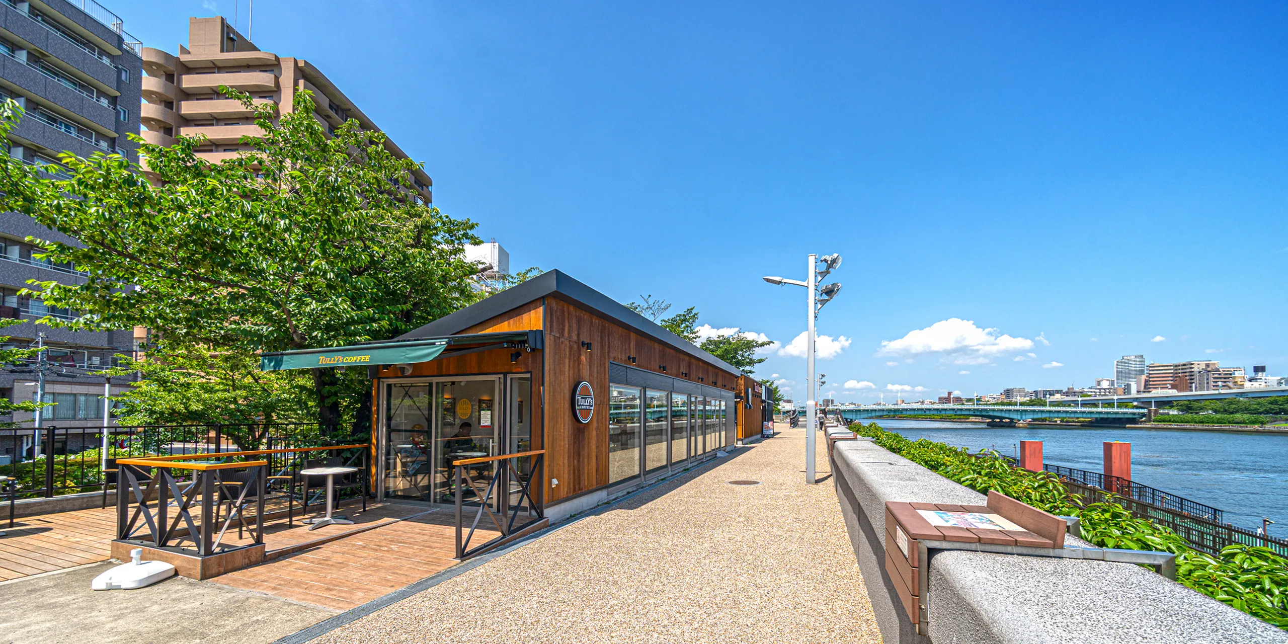 隅田川テラス（約550m/徒歩7分）