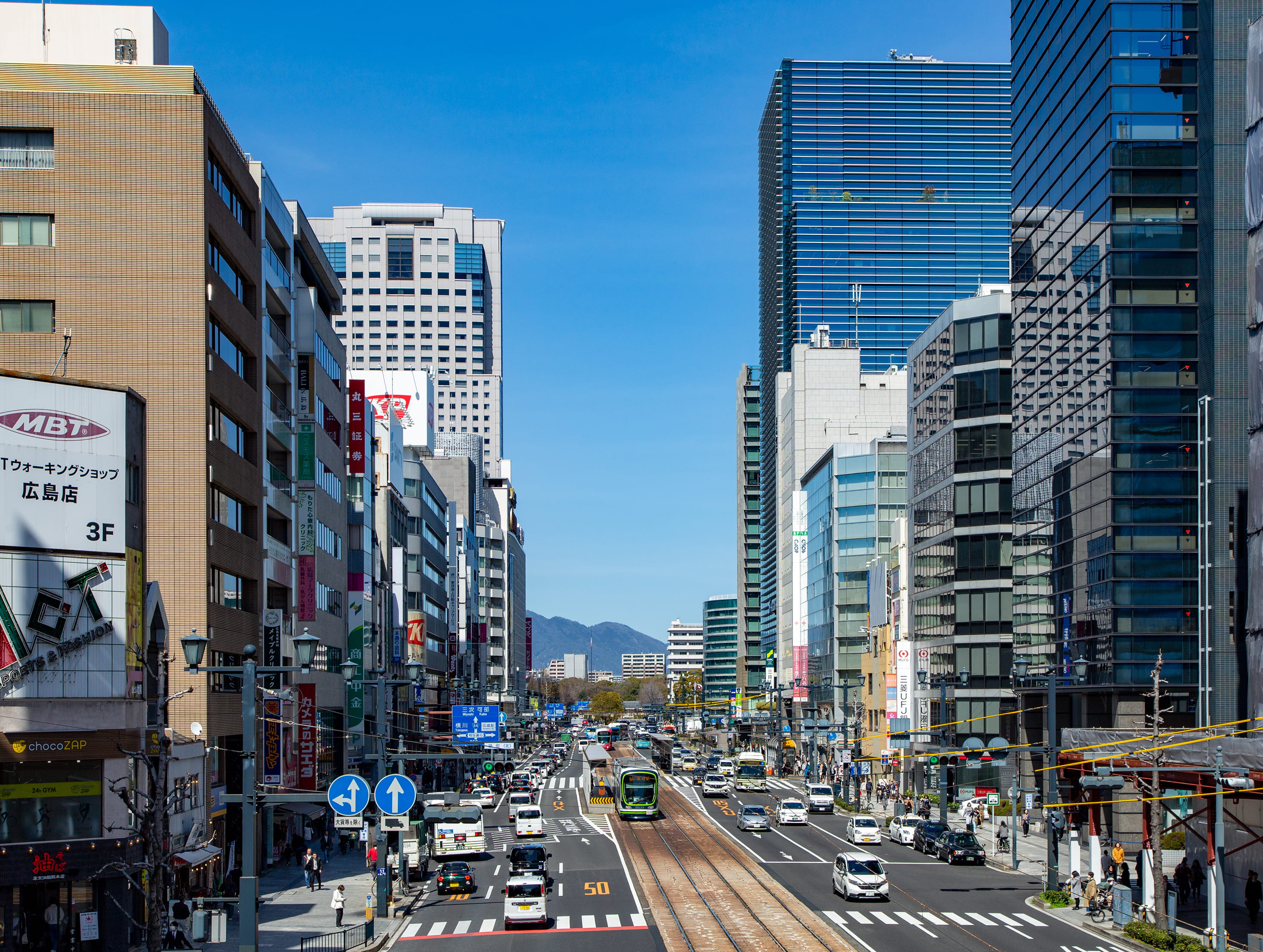 紙屋町交差点付近