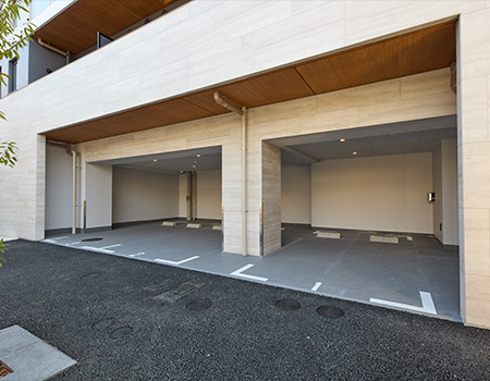 駐車場（来客用・身障者用）