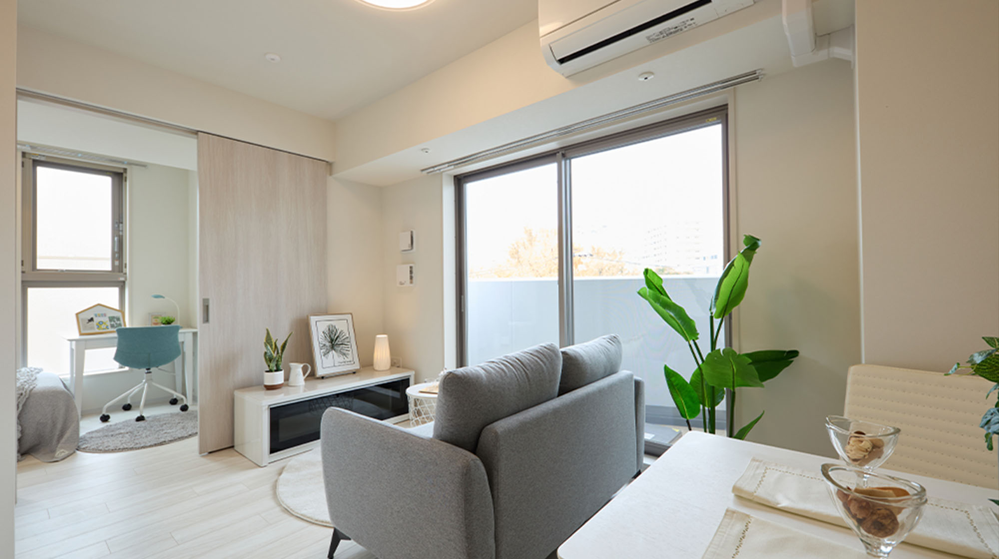 リビングダイニング（403号室）